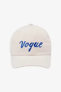 Cappellino VOGUE Icons ecru con logo ricamato blu